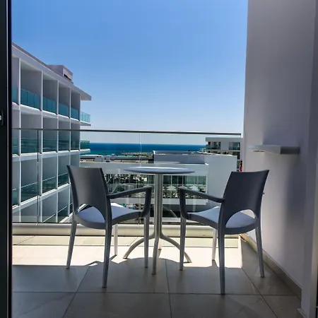 Hotel Eleana 3*