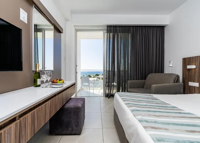 Hotell Eleana Ayia Napa