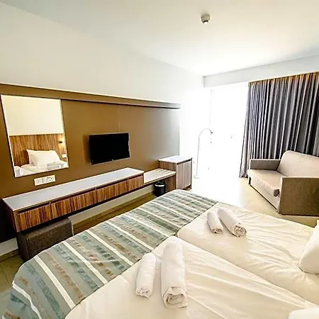Hotel Eleana Ayia Napa