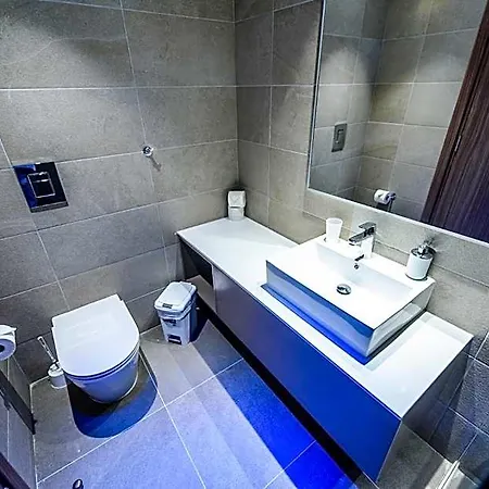 Hotel Eleana 3*