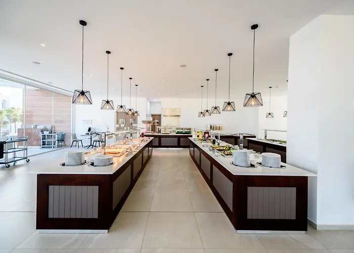 Eleana Szálloda Ajía Nápa