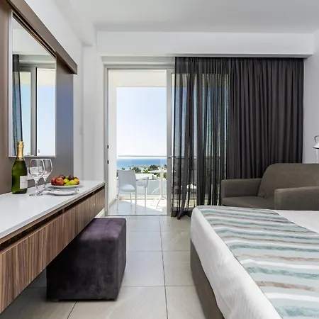 Ξενοδοχείο Eleana Αγία Νάπα